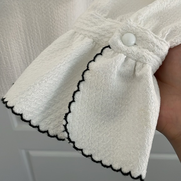 Elegant white blouse in US 4 - Picture 3 of 3